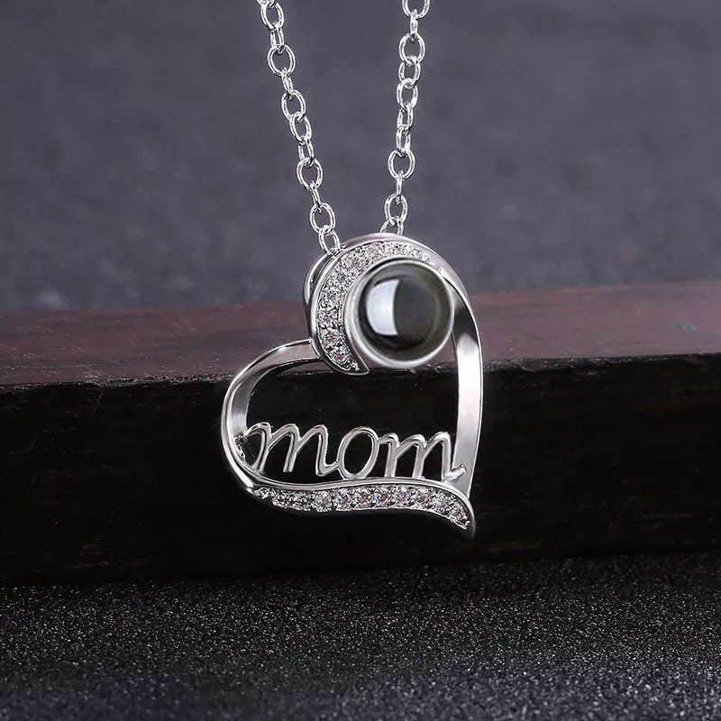 Only mom is good in the world -Projection Necklace