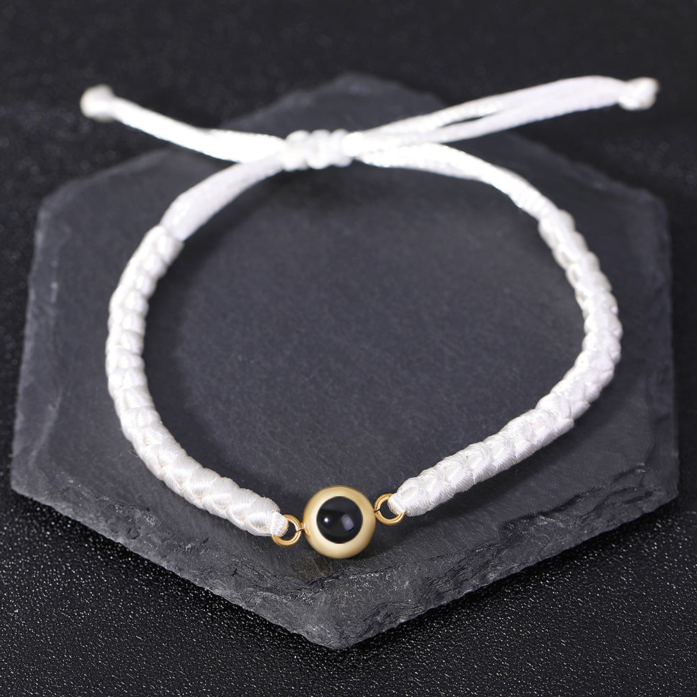 pulsera con proyección de nudo de serpiente